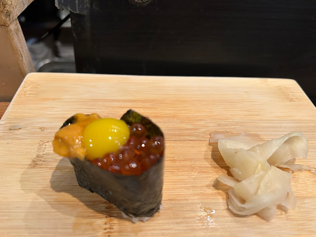 Tanoshi Sushi Sake Bar - New York