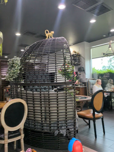 Opinii despre D’ Coffee Bouteaque în Palm Desert - Hospitality and gastronomy