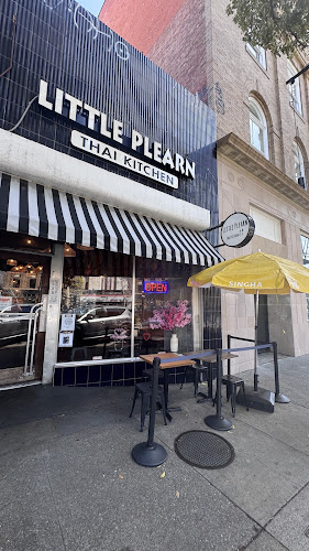 Opinii despre Little Plearn Thai Kitchen în Berkeley - Hospitality and gastronomy