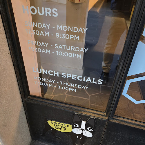 Blue Ocean / Harumama - Hospitality and gastronomy