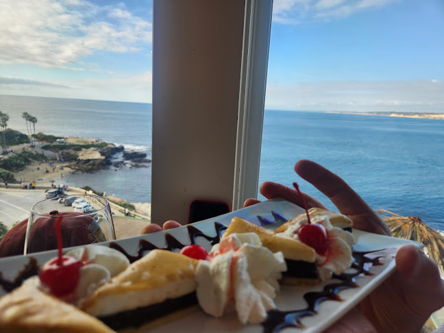 Blue Ocean / Harumama - Hospitality and gastronomy