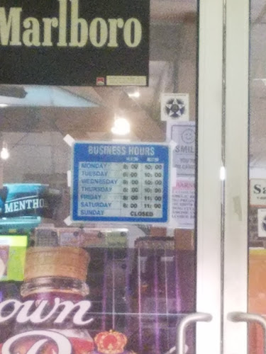 Comentarii opinii despre Ez In & Out Wine & Liquor