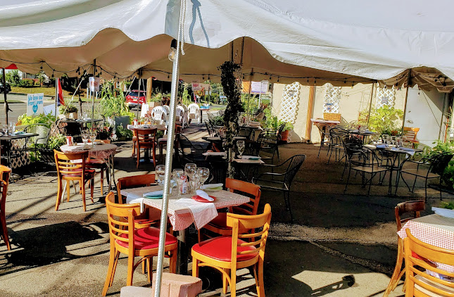 Enzo's La Piccola Cucina - Hospitality and gastronomy