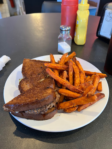 3109 Briarcliff Rd NE, Atlanta, GA 30329