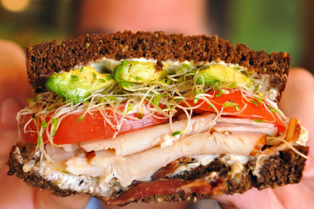 Opinii despre Baggin's Gourmet Sandwiches Arizona Pavilions în Oro Valley - Hospitality and gastronomy