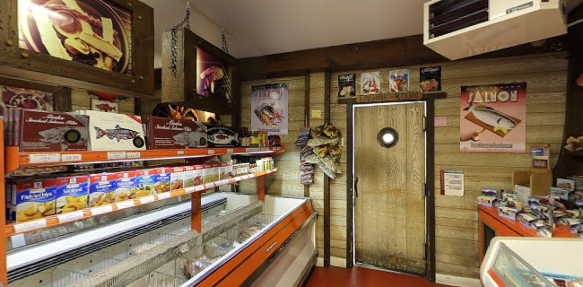 Comentarii opinii despre 10th & M Seafoods