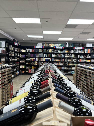 Oak Wine and Spirits - Hospitality and gastronomy