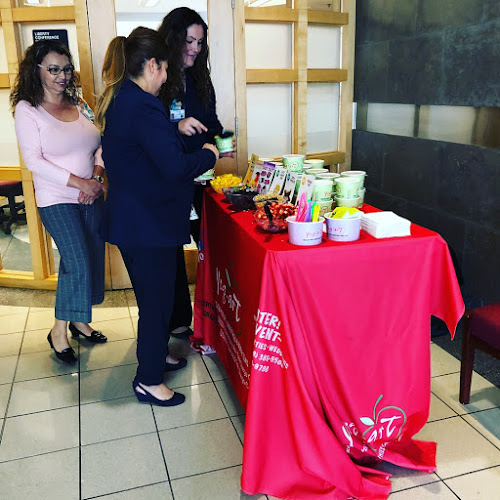 Yog-art Frozen Yogurt, Smoothies & Boba Teas