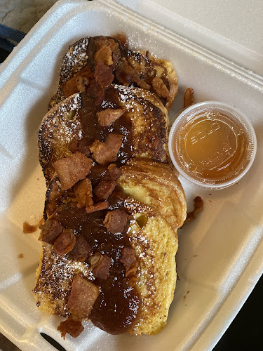 Ma'ama Tee's Cookin & Catering - Rochester