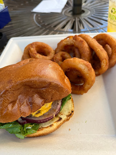 Opinii despre Waves Bar & Grill în Las Vegas - Hospitality and gastronomy