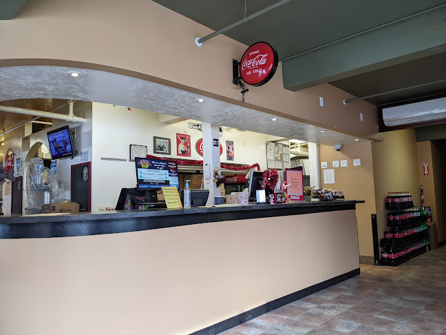 Zeda's Pizza - Hospitality and gastronomy