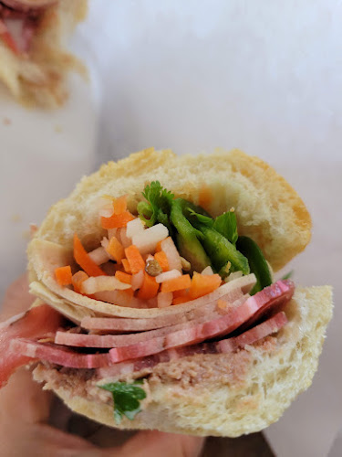 Hue Thai Bakery & Deli - Rosemead