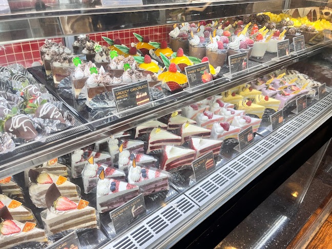 85C Bakery Cafe - Valencia - Santa Clarita