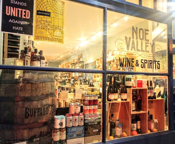 noevalleywineandspirits.com
