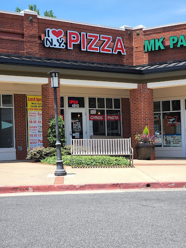 Bryan Place Pizza & Pasta—I Love NY Pizza midway