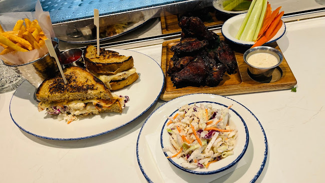 Lucky Shuck - Hospitality and gastronomy