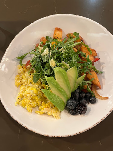 The Bistro – Eat. Drink. Connect.