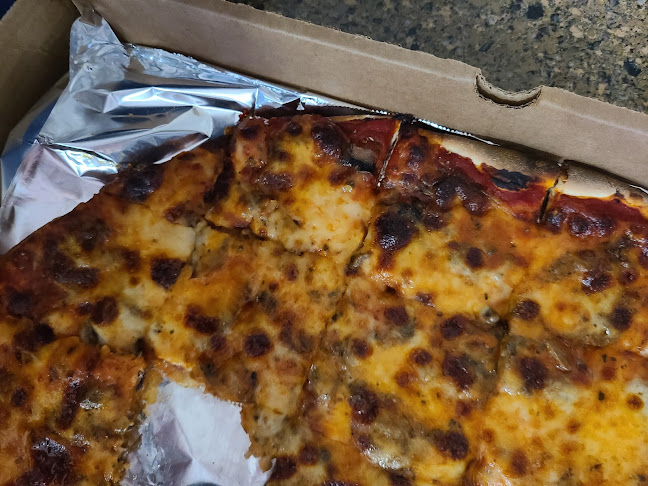 Comentarii opinii despre Sam's Pizza And Mr. B's Bar