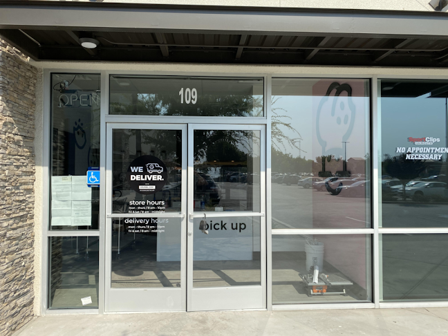 Crumbl Cookies - Clovis