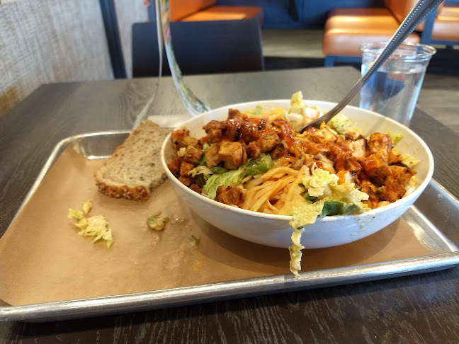 Comentarii opinii despre CoreLife Eatery