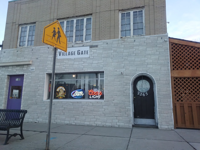 Joann's Village Gate - Niagara Falls