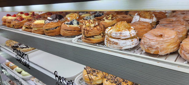 SK Donut & Croissant