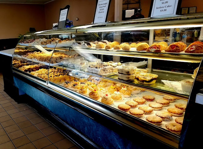 Noochie's Deli and Cafe' - Waterbury