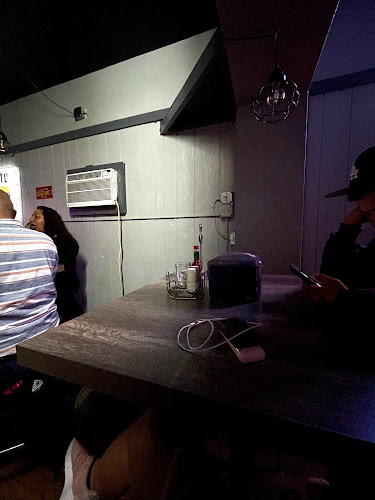 JD'S PUB & GRILL - West Allis