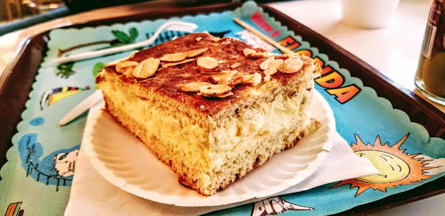 Reviews of Cafe Mozart German Bakery in St. Petersburg - Hospitality and gastronomy