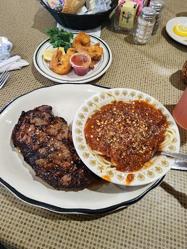 Comentarii opinii despre Gus and George's Spaghetti and Steak House