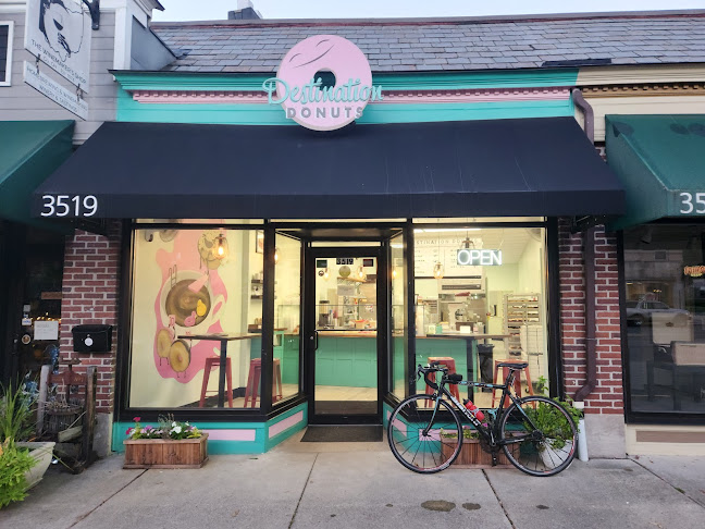 Destination Donuts