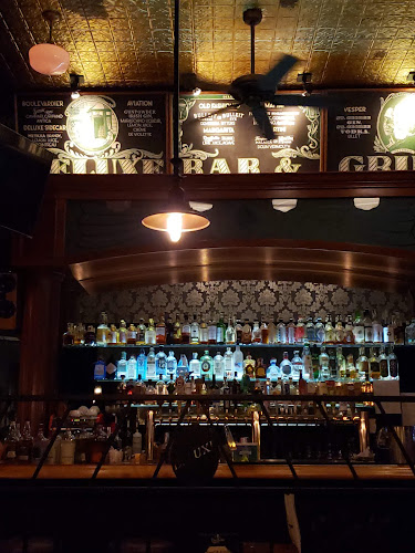 Deluxe Bar & Grill - Seattle
