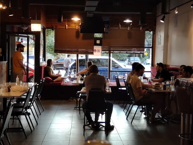 6141 N Broadway, Chicago, IL 60660, United States