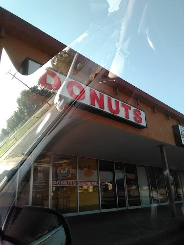 Lancaster Donuts - Hospitality and gastronomy