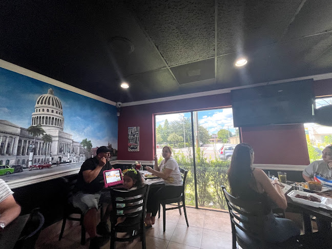 3434 W Columbus Dr, Tampa, FL 33607