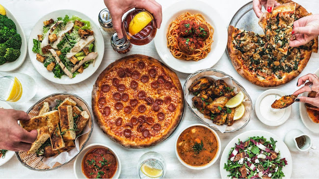 Opinii despre Amici's East Coast Pizzeria at Mid Market Eats Food Hall în San Francisco - Hospitality and gastronomy