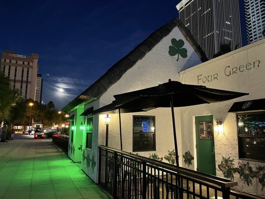 Four Green Fields - Tampa