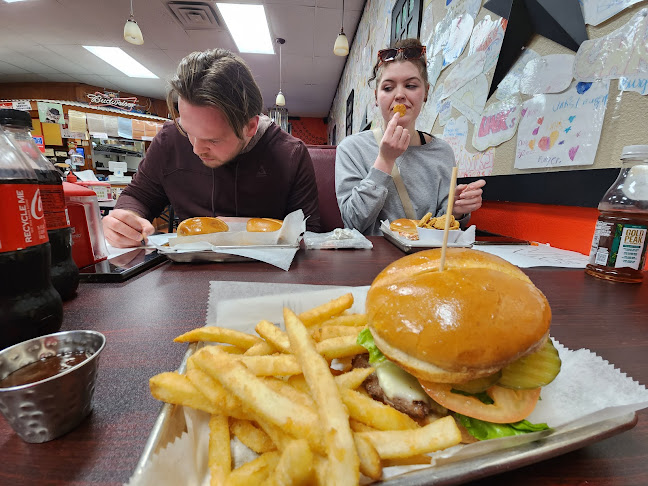 Reviews of Unk's Burgers in Lee's Summit - Hospitality and gastronomy