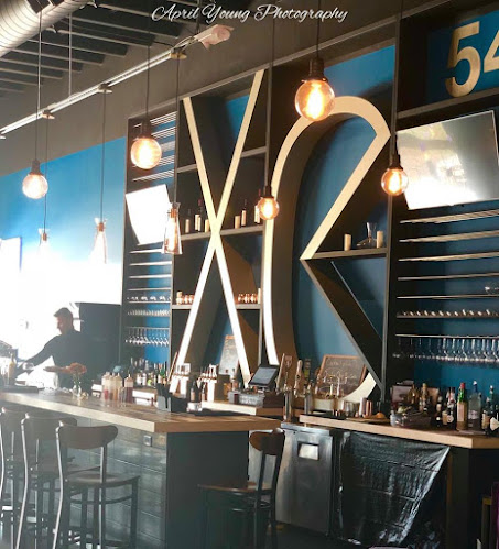 Xe54: a Wine & Cocktail Lounge