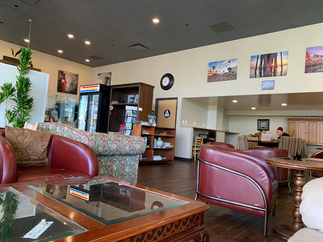 Brown Cup Cafe & Lounge - Hospitality and gastronomy