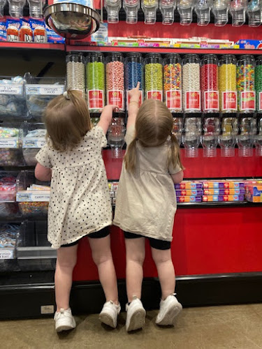 Cravin's Candy Emporium - Meridian - Hospitality and gastronomy