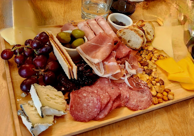 The Tavern at Waterdog Landing - San Mateo