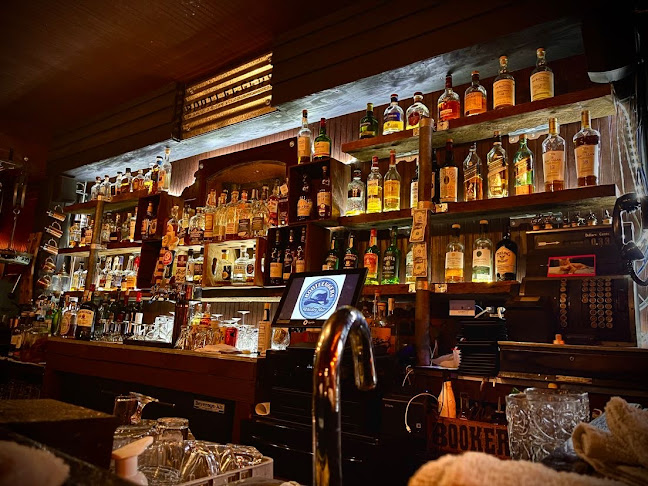 Bootleggers Whiskey Bar - Hospitality and gastronomy
