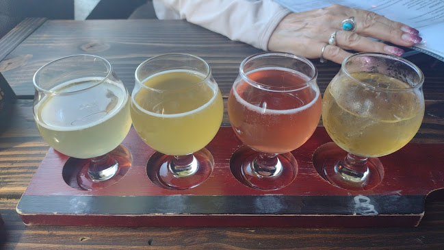 Comentarii opinii despre Black Rabbit Mead Company