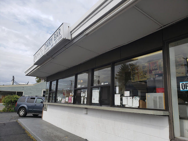 Carol's Dairy Bar - Hospitality and gastronomy