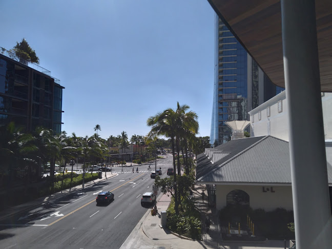 388 Kamakee St Street 100, Honolulu, HI 96814