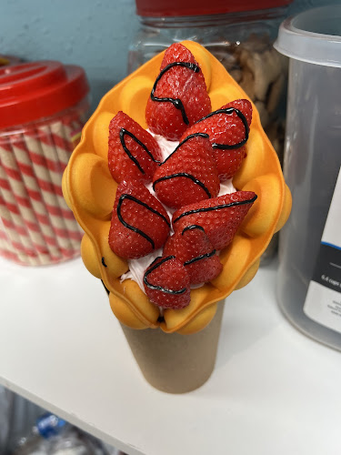 Freezing milk rolling ice cream - Killeen