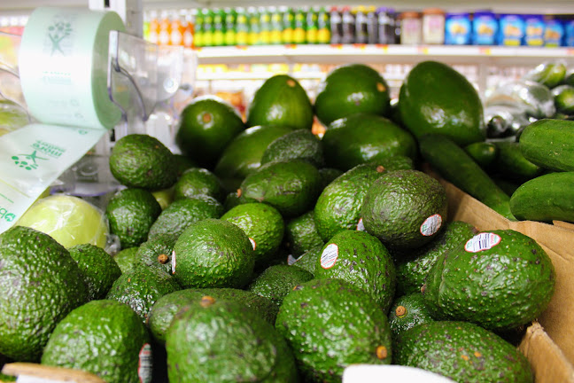 Comments and reviews of La Hacienda Farmer's Market