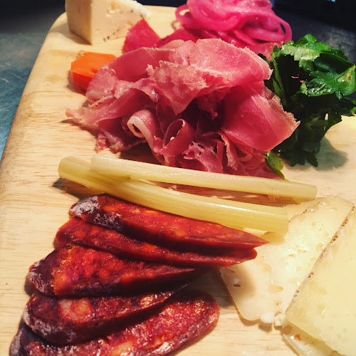 Trident Galley & Raw Bar - Hingham