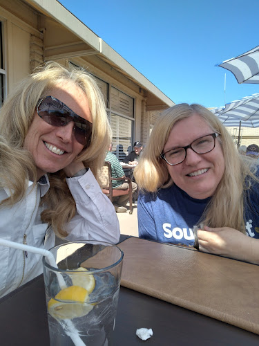 Opinii despre Henry's Cafe în Phoenix - Hospitality and gastronomy